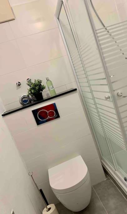 Schoene Zentrale Wohnung Naehe Hb Germersheim Exteriér fotografie