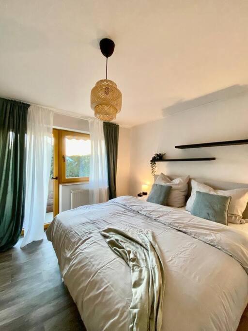 Schoene Zentrale Wohnung Naehe Hb Germersheim Exteriér fotografie